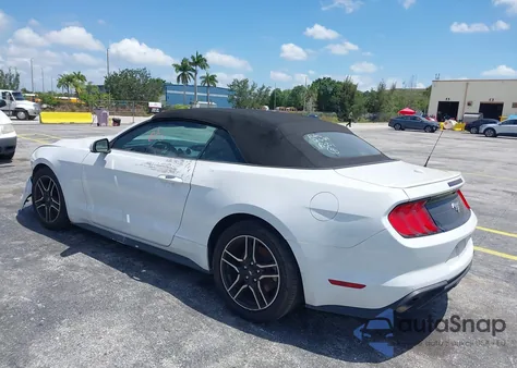 2022 Ford Mustang Ecoboost Premium z USA, uszkodzony, nr VIN 1FATP8UH6N5106301